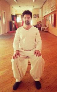 tecniche di meditazione per principianti - posizione seduta